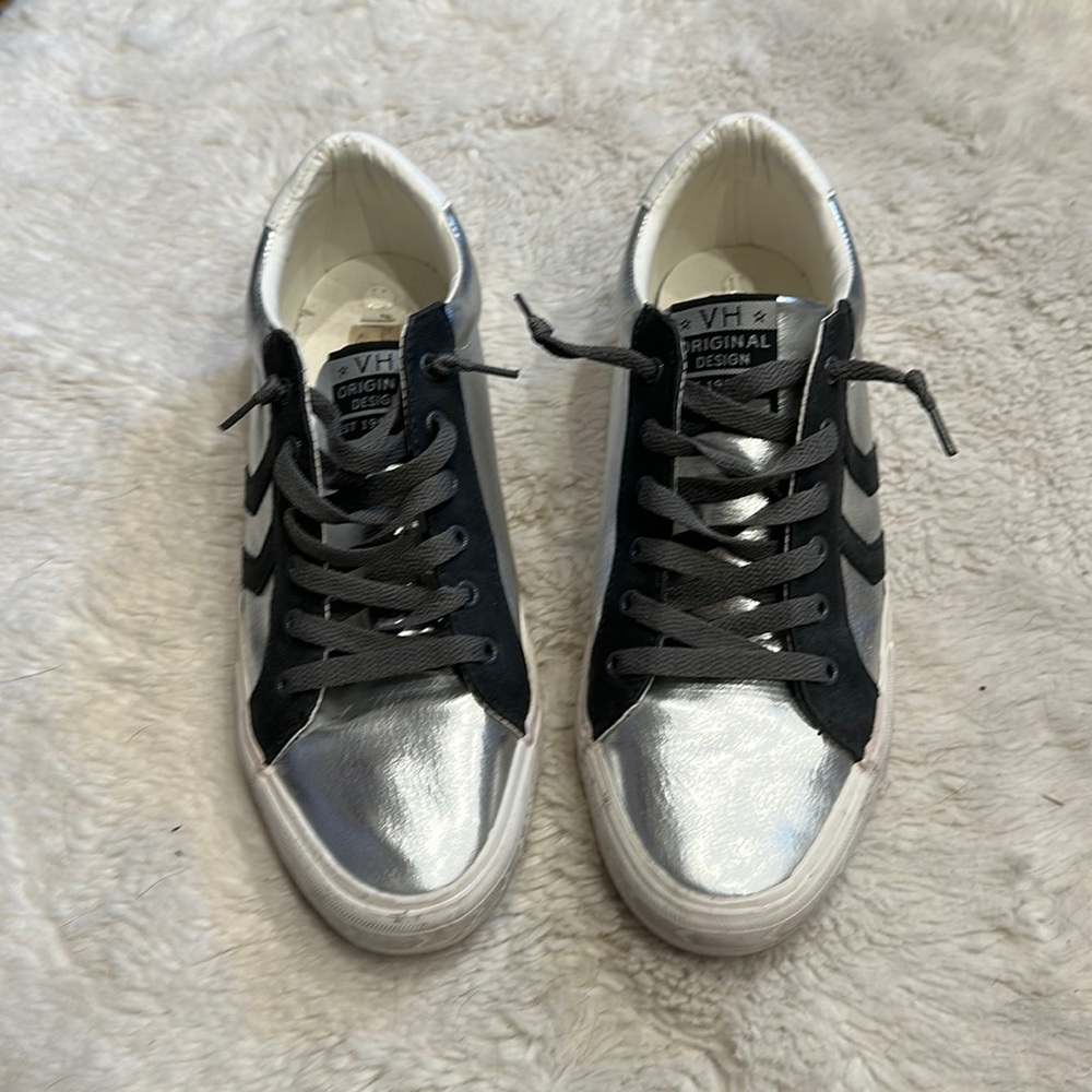 Vintage Havana Metallic Silver & Black Low-Top Sneakers - Picture 2 of 5